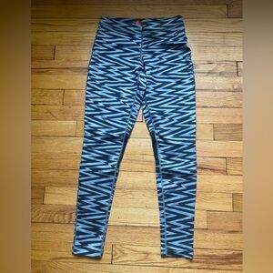NIKE women’s all over print leggings